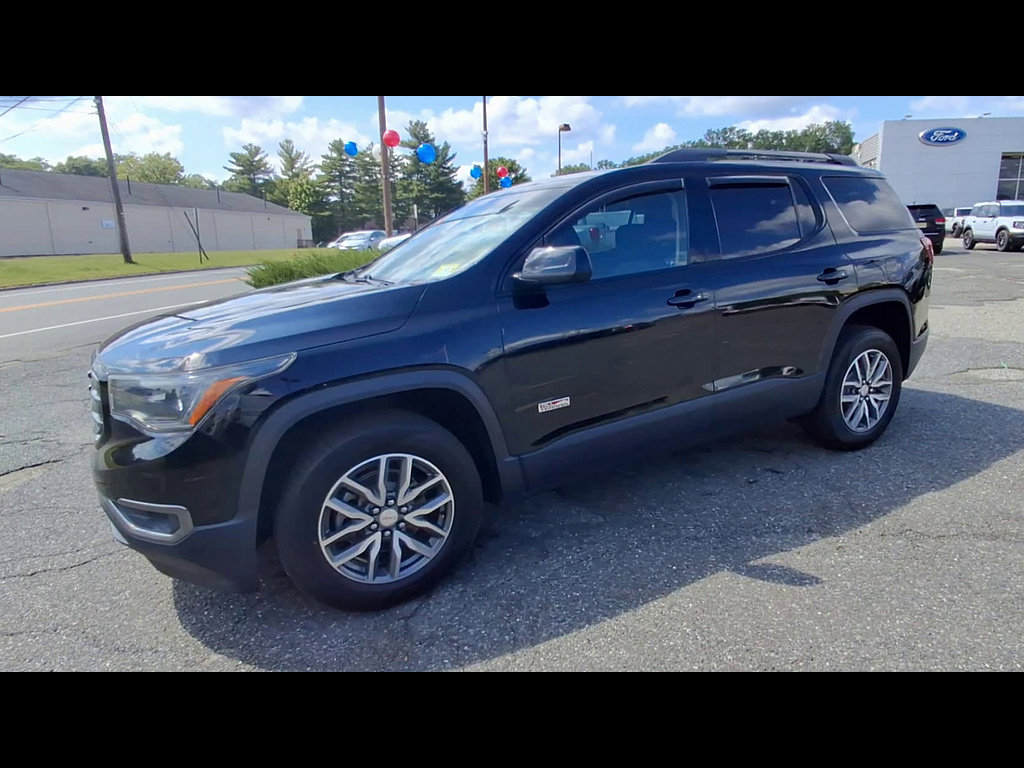 Used 2017 GMC Acadia SLE w/ Driver Alert Package I AWD/4WD image 4