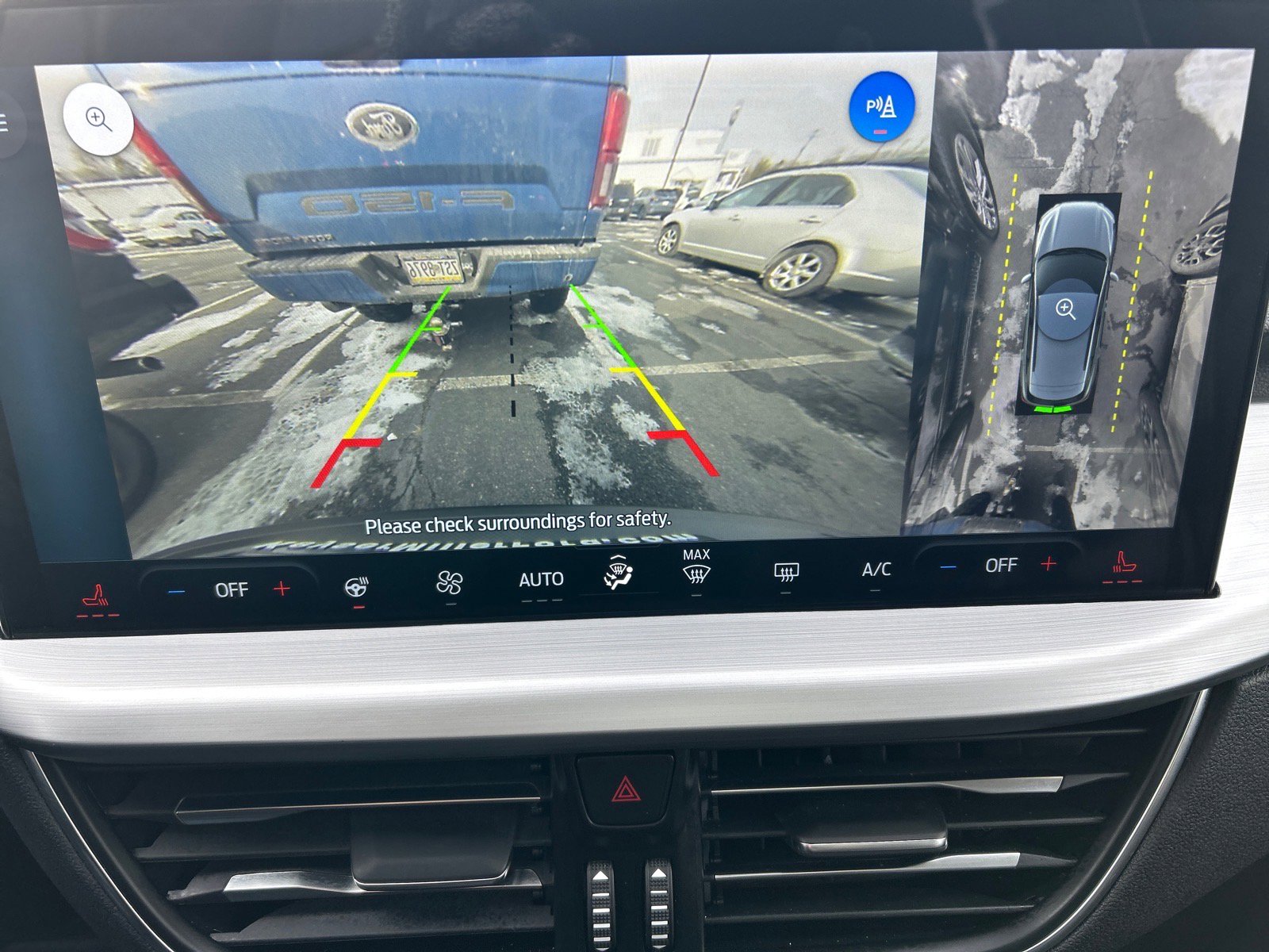 Certified 2023 Ford Escape Platinum w/ Premium Technology Package image 30