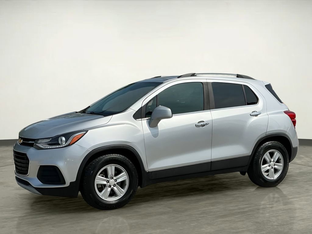 Used 2019 Chevrolet Trax LT w/ LT Convenience Package image 2