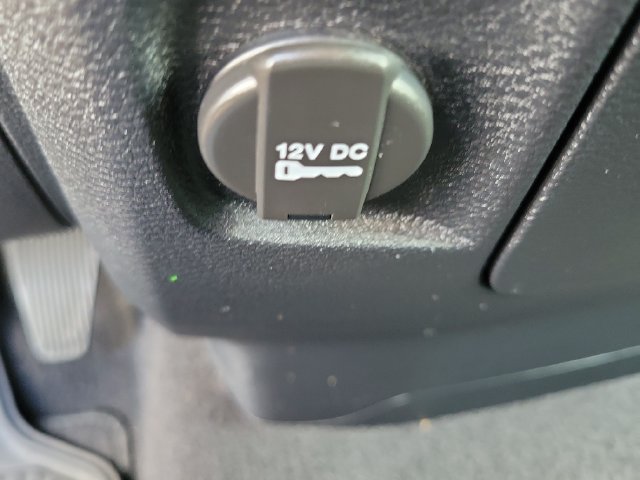 Used 2017 RAM 1500 Express RWD image 28
