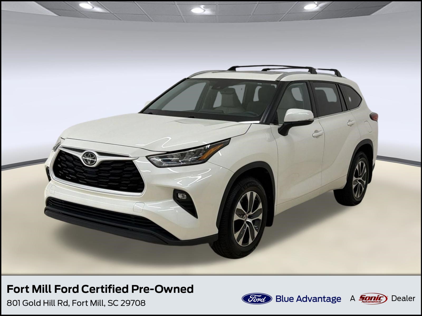 Used 2020 Toyota Highlander XLE AWD/4WD image 1