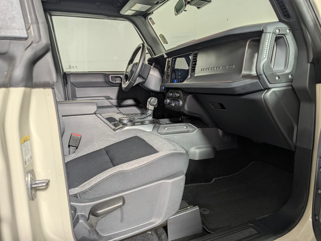 Certified 2025 Ford Bronco Big Bend AWD/4WD image 12