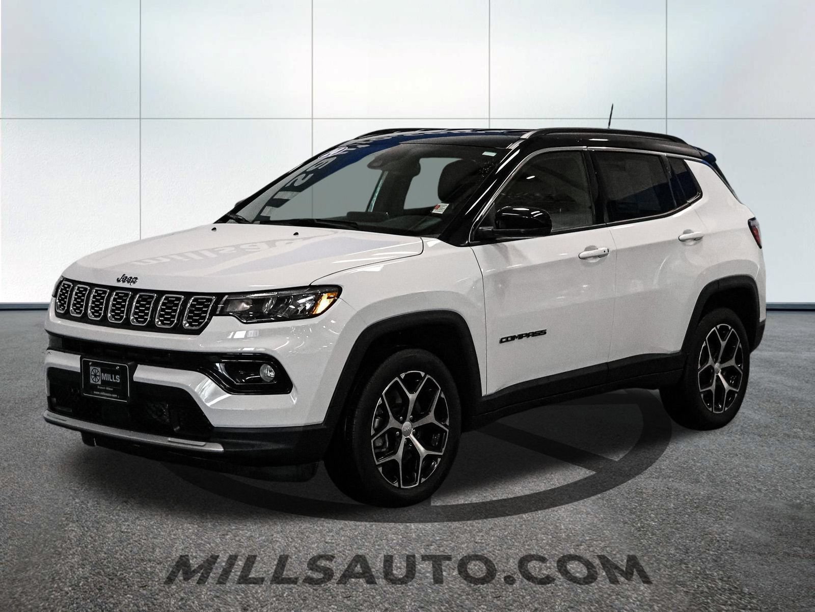 Used 2024 Jeep Compass Limited AWD/4WD image 2