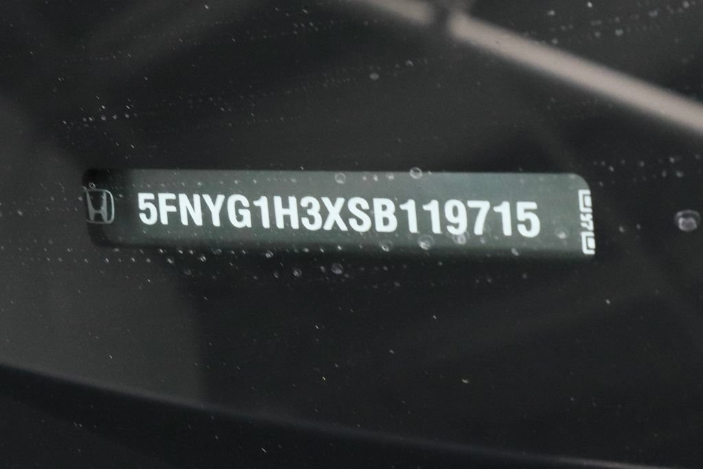 Used 2025 Honda Pilot Sport image 33