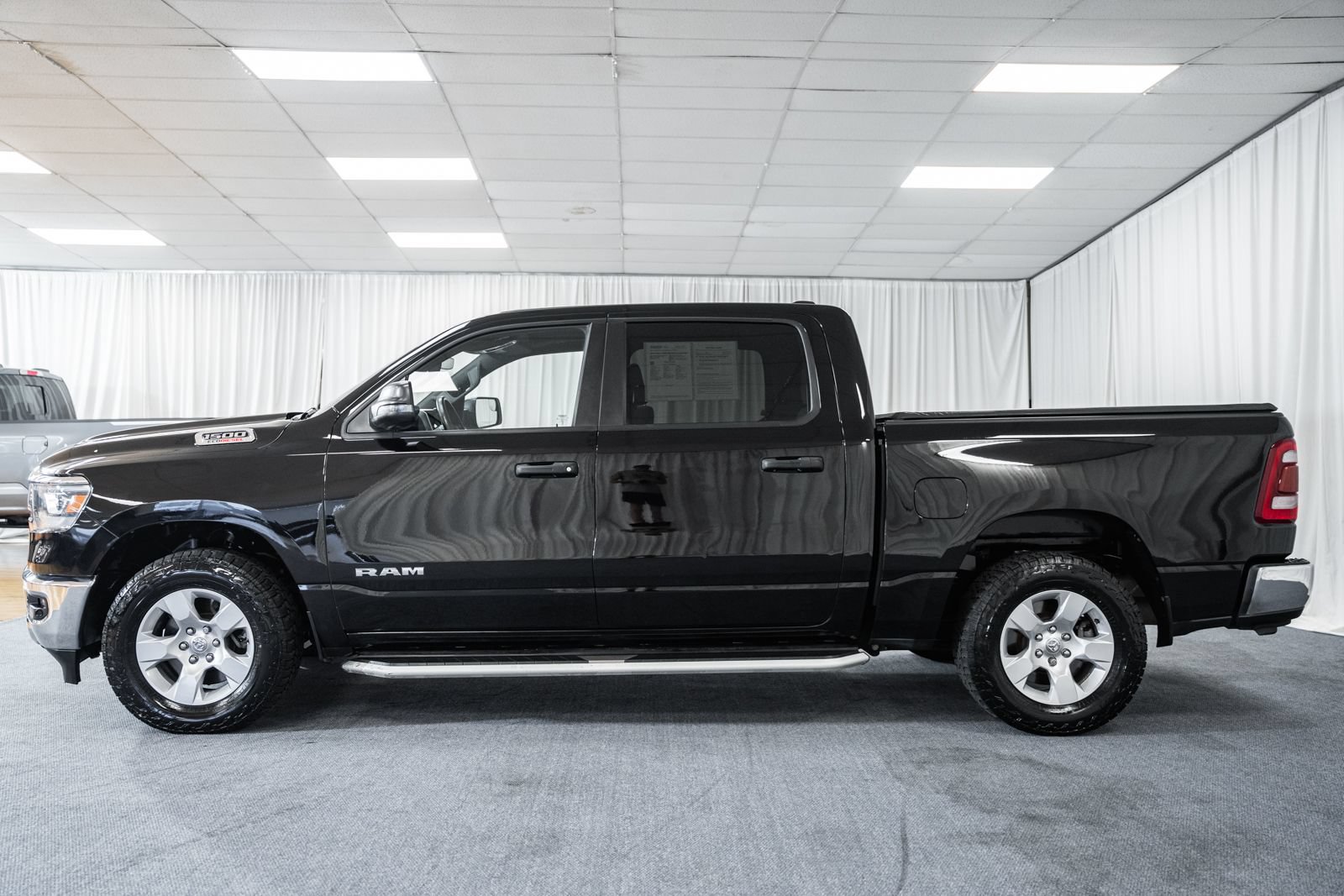 Used 2023 RAM 1500 Big Horn AWD/4WD image 5