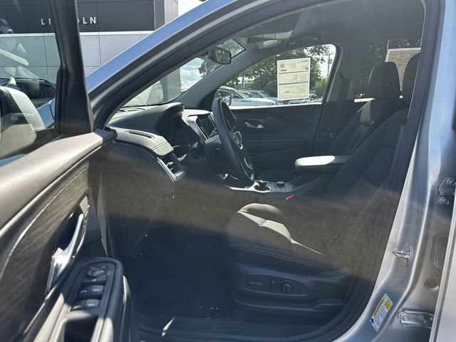 Used 2022 GMC Terrain SLE w/ Driver Convenience Package AWD/4WD image 19