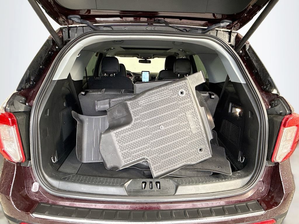 Certified 2023 Ford Explorer Limited w/ Limited Technology Package image 28