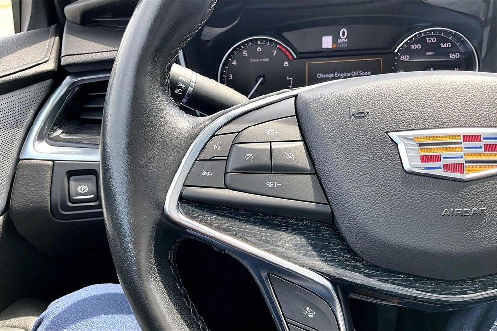 Used 2023 Cadillac XT5 Premium Luxury w/ LPO, Floor Liner Package AWD/4WD image 17