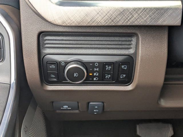 Certified 2025 Ford F350 King Ranch image 28