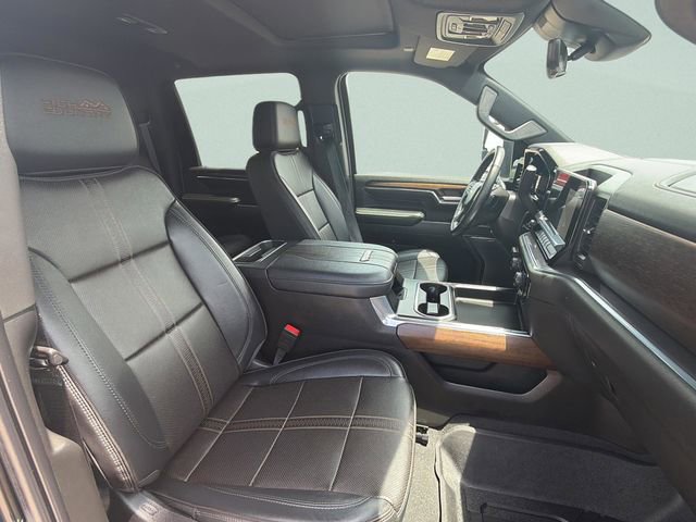 Used 2024 Chevrolet Silverado 3500 High Country w/ High Country Premium Package AWD/4WD image 12
