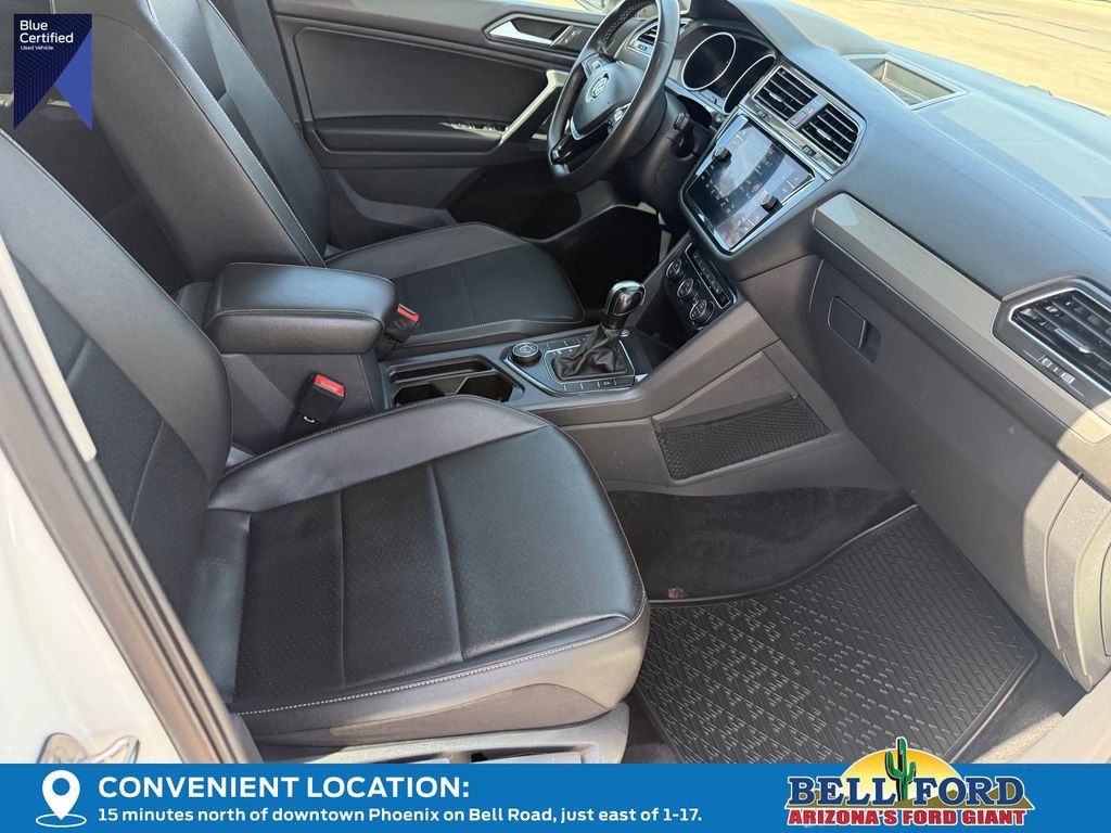 Used 2021 Volkswagen Tiguan SE w/ Panoramic Sunroof Package AWD/4WD image 9