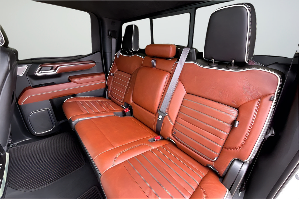 Used 2024 GMC Sierra 1500 Denali Ultimate AWD/4WD image 19