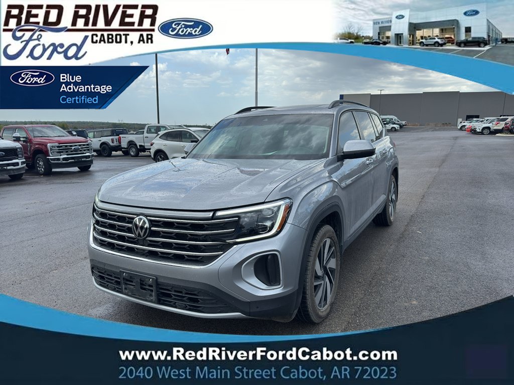 Used 2024 Volkswagen Atlas SE w/ Panoramic Sunroof Package FWD image 1