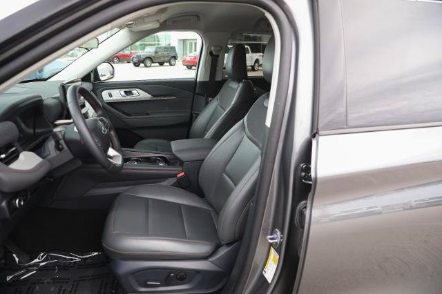 Certified 2025 Ford Explorer Active w/ Active Comfort Package AWD/4WD image 21