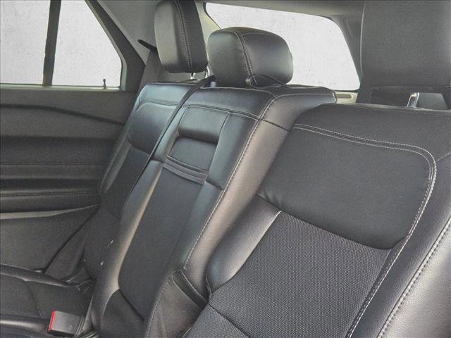 Certified 2021 Ford Explorer Limited w/ Equipment Group 301A image 21