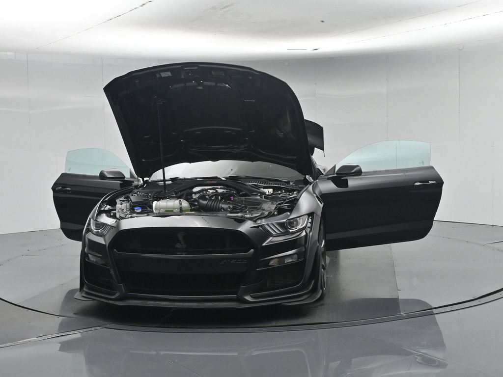 Certified 2022 Ford Mustang Shelby GT500 w/ Carbon Fiber Track Pack RWD image 34