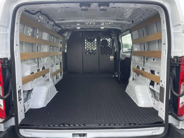 Certified 2025 Ford Transit 250 Low Roof w/ Exterior Upgrade Package RWD image 11
