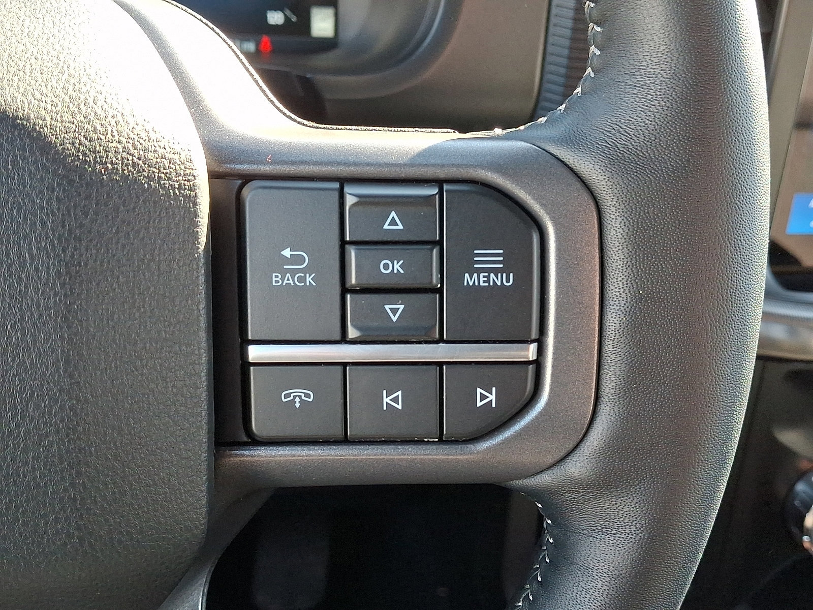 Certified 2024 Ford F150 Lariat w/ Equipment Group 502A High image 29