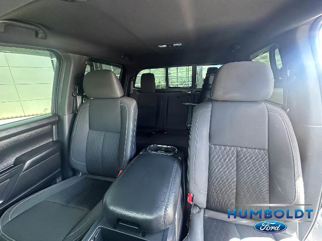 Used 2019 Nissan Titan SV w/ SV Convenience Package AWD/4WD image 19