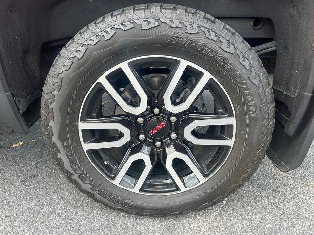 Used 2025 GMC Sierra 1500 AT4 w/ AT4 Premium Package AWD/4WD image 33