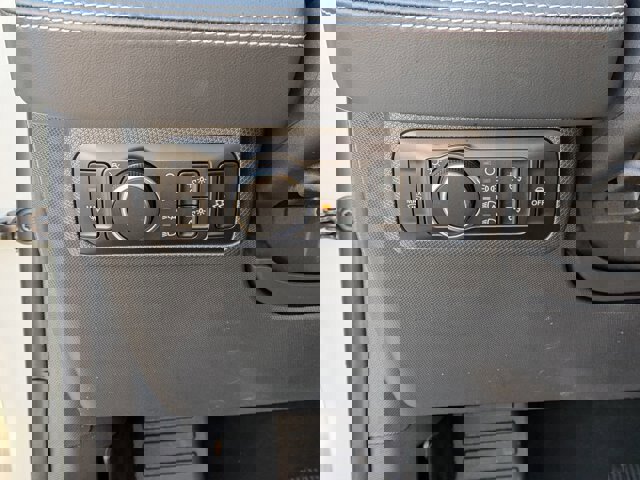 Certified 2025 Ford Mustang Mach-E Select w/ Comfort Package Lite image 17