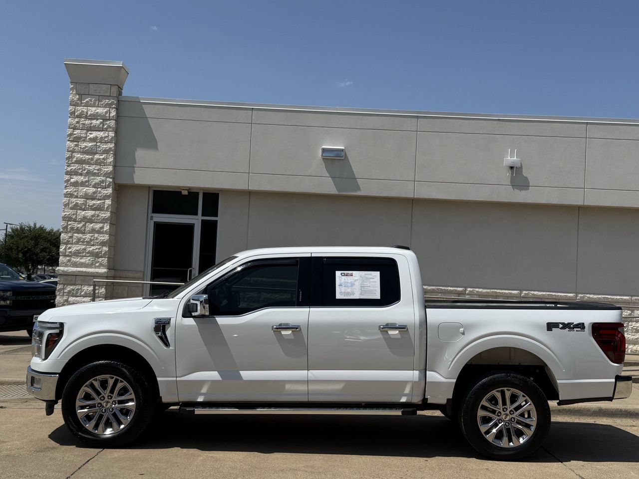 Certified 2024 Ford F150 Lariat w/ FX4 Off-Road Package AWD/4WD image 5
