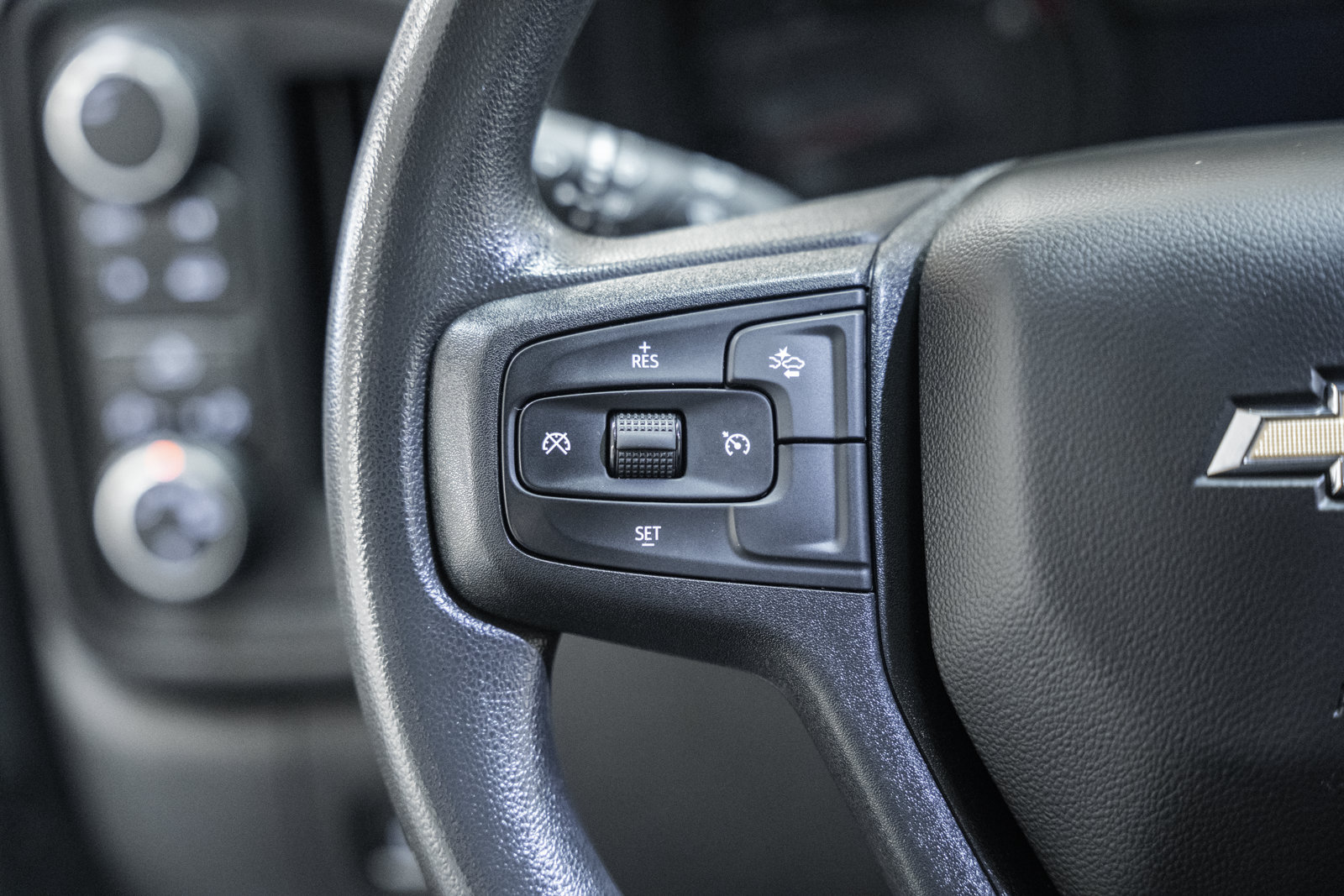 Used 2024 Chevrolet Silverado 1500 Custom w/ Turbomax Blackout Package AWD/4WD image 32