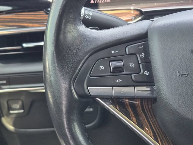 Used 2021 Cadillac Escalade Premium Luxury RWD image 27