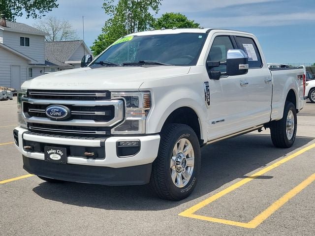 Certified 2022 Ford F350 Platinum AWD/4WD image 2