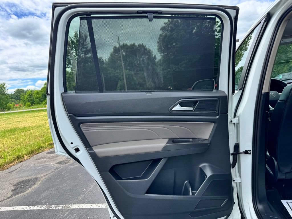 Used 2022 Volkswagen Atlas SE AWD/4WD image 29