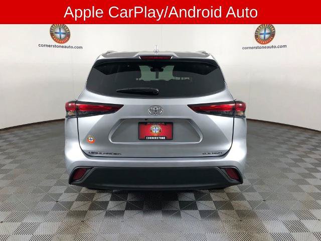Used 2023 Toyota Highlander XLE AWD/4WD image 18