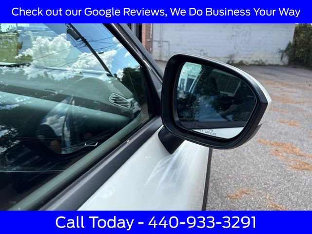 Used 2023 Nissan Rogue SV image 34