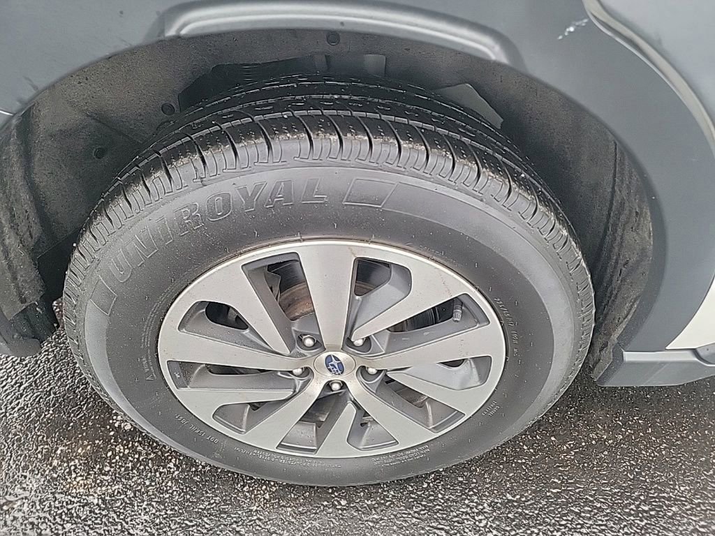 Used 2023 Subaru Outback Premium image 12