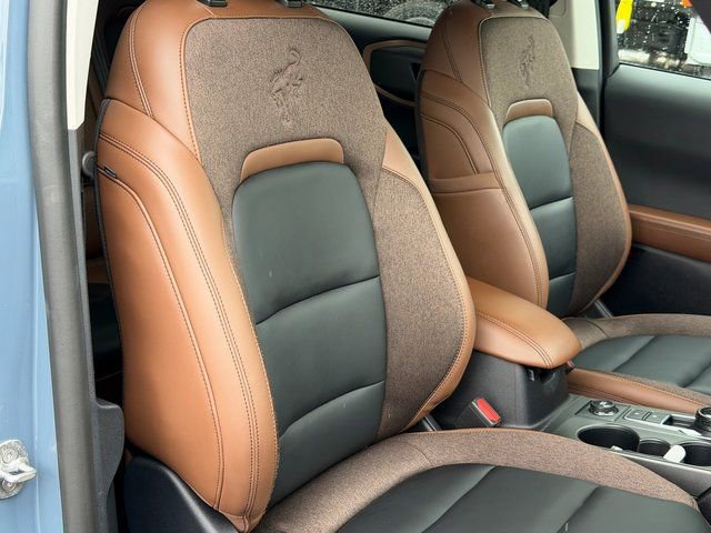 Certified 2025 Ford Bronco Sport Outer Banks w/ Outer Banks Tech Package+ AWD/4WD image 33