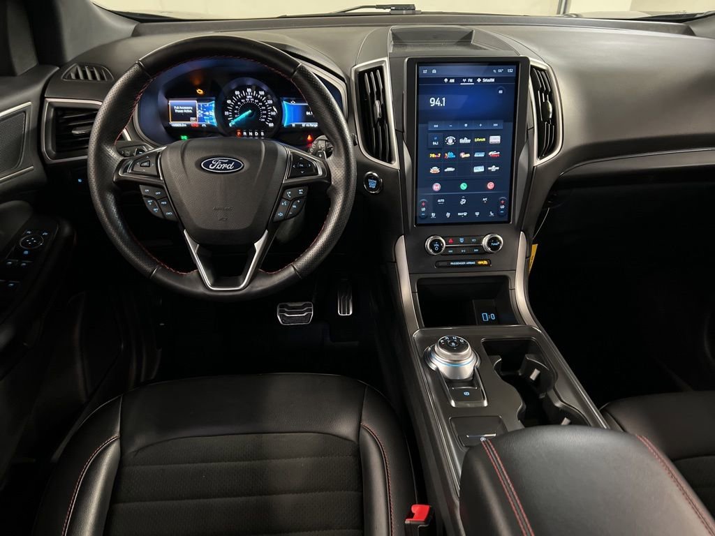 Certified 2022 Ford Edge ST-Line w/ Class II Trailer Tow Package AWD/4WD image 8