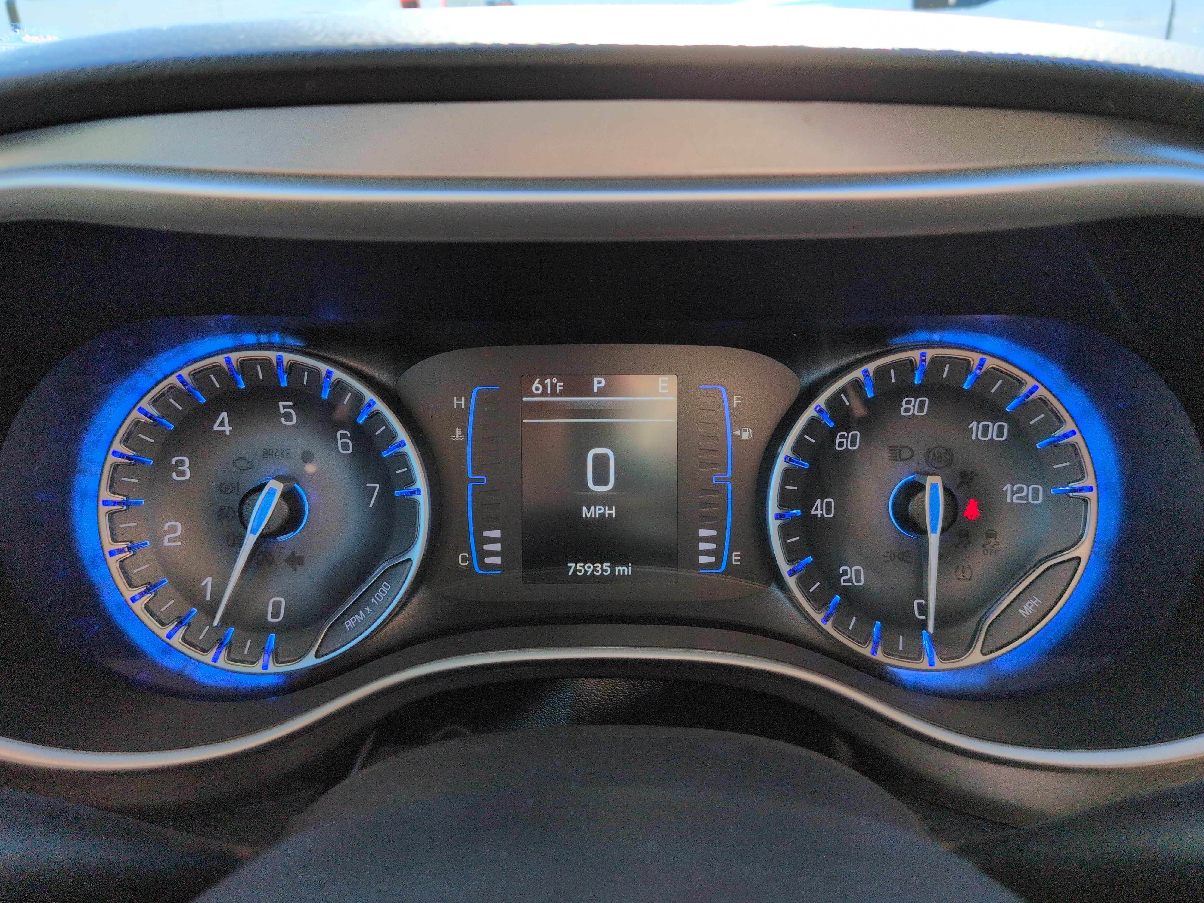 Used 2020 Chrysler Pacifica Touring-L FWD image 24