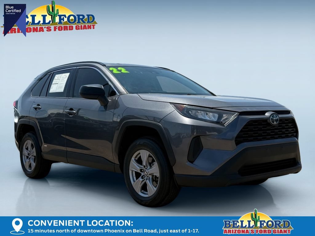 Used 2022 Toyota RAV4 LE AWD/4WD image 4