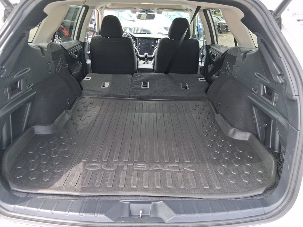 Used 2020 Subaru Outback Premium AWD/4WD image 29