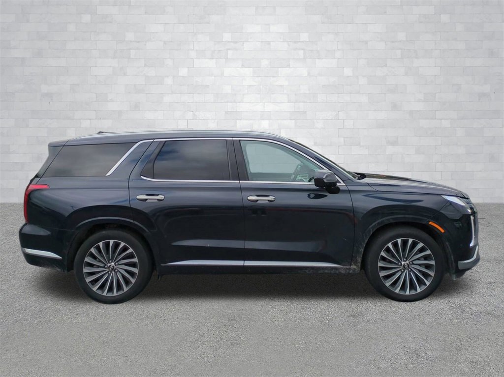 Used 2024 Hyundai Palisade Calligraphy image 6