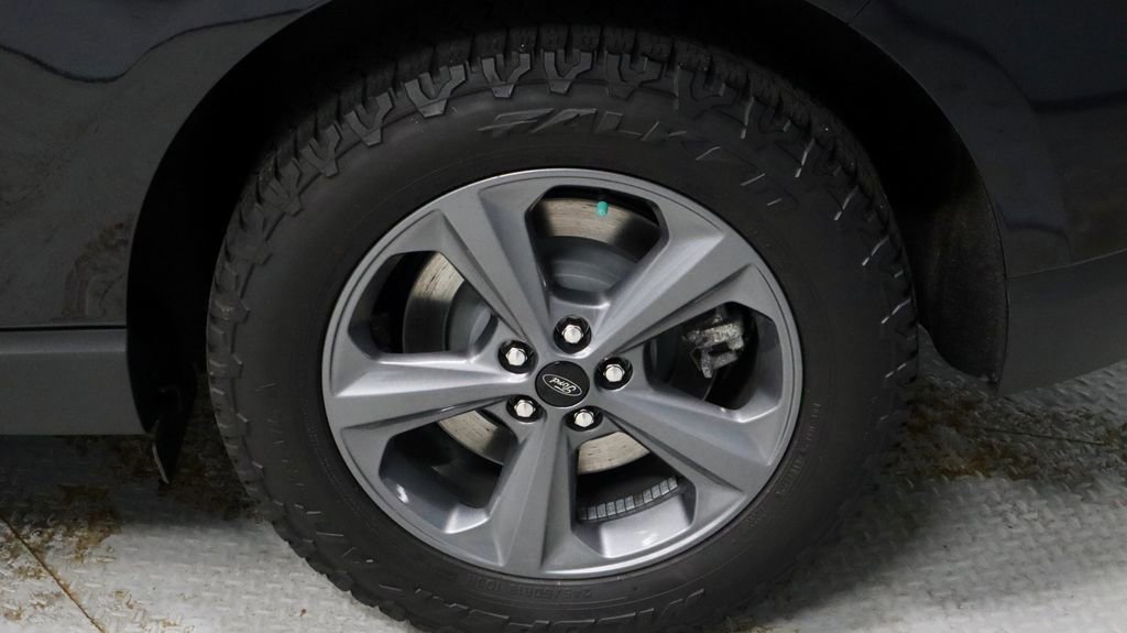 Certified 2024 Ford Edge SEL w/ Sport Appearance Package AWD/4WD image 19