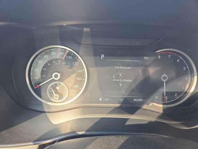 Used 2023 Genesis G70 2.0T image 17