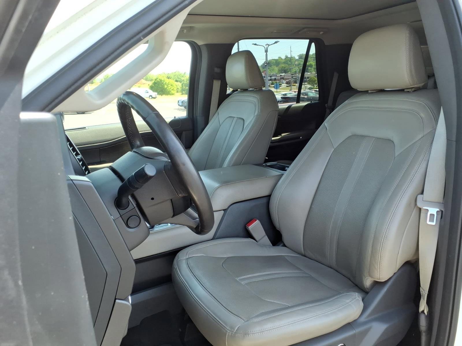 Certified 2021 Ford Expedition Limited AWD/4WD image 12