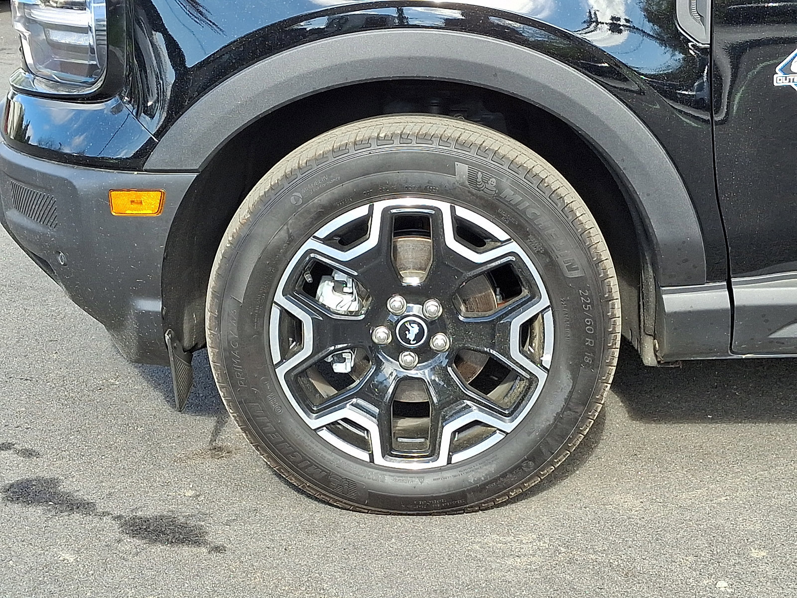 Certified 2025 Ford Bronco Sport Outer Banks w/ Outer Banks Tech Package+ AWD/4WD image 9