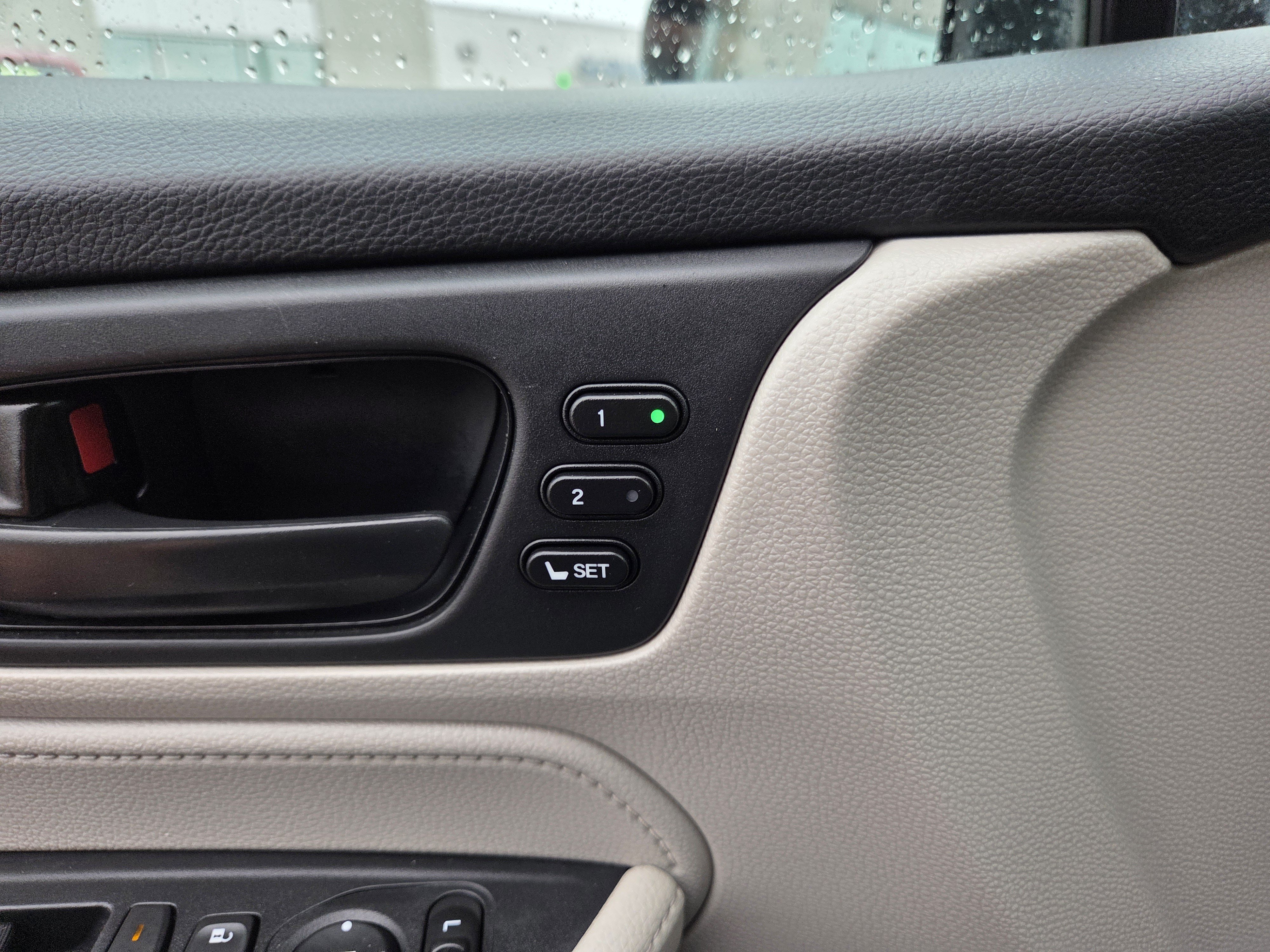 Used 2025 Honda Odyssey EX-L image 25