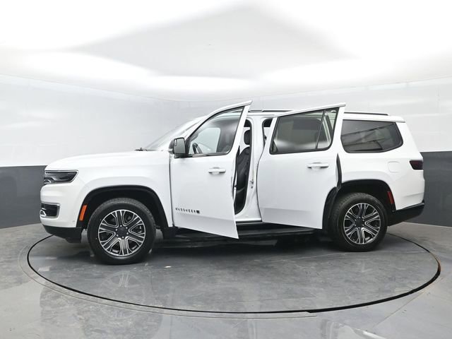 Used 2024 Jeep Wagoneer Series II AWD/4WD image 27
