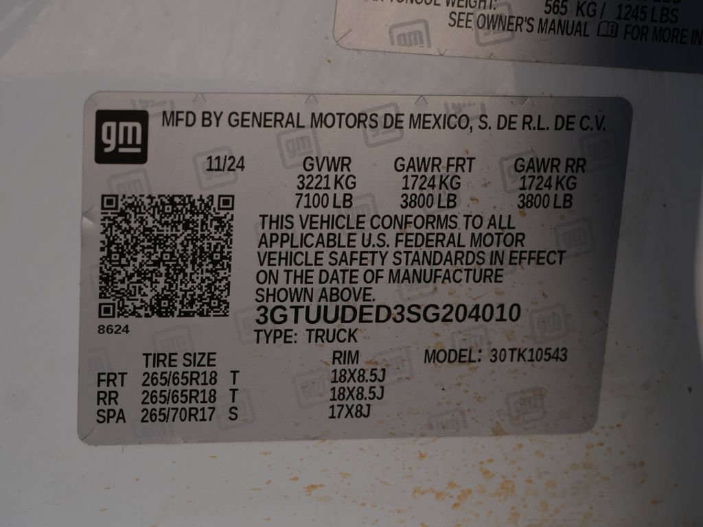 Used 2025 GMC Sierra 1500 SLT AWD/4WD image 35