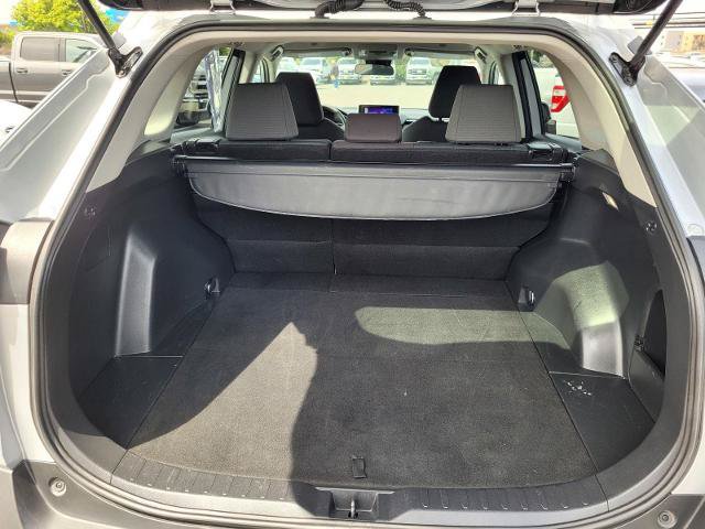 Used 2025 Toyota RAV4 XLE FWD image 35
