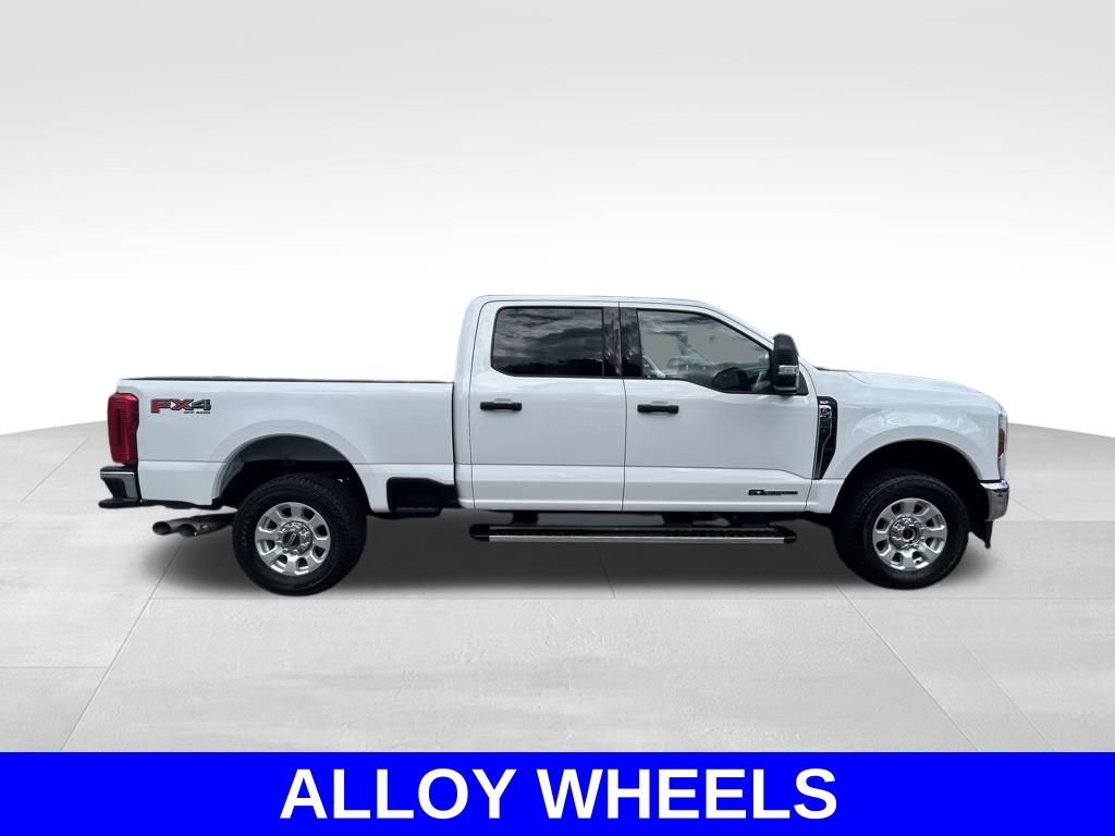 Certified 2024 Ford F250 XLT w/ FX4 Off-Road Package image 3