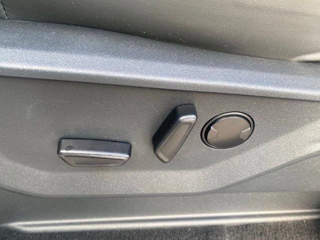 Certified 2025 Ford Expedition Active AWD/4WD image 15