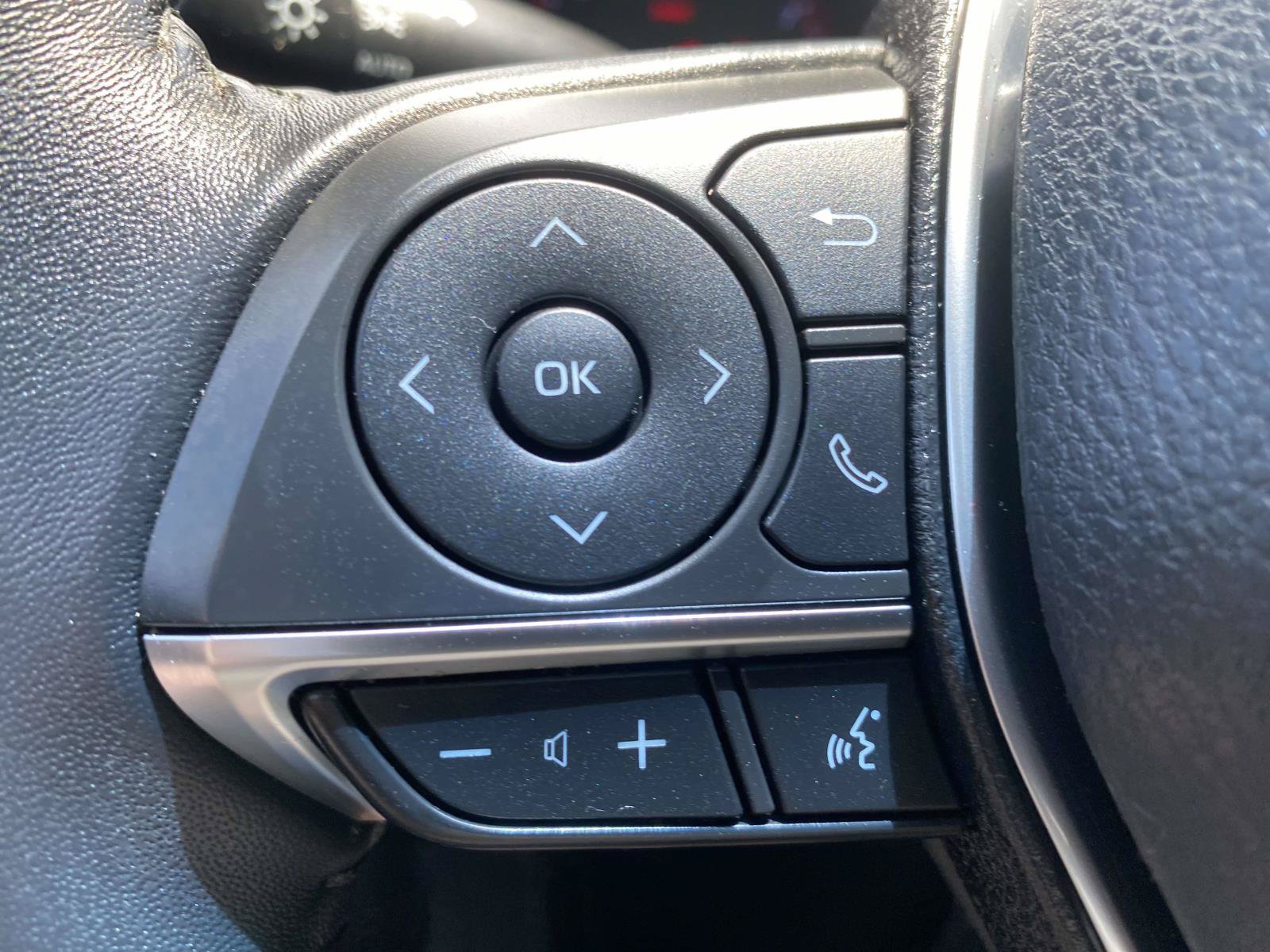 Used 2018 Toyota Camry XSE w/ Driver Assist Package FWD image 21